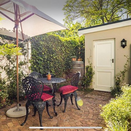 Guest Suite - Leafy Constantia Guest House Cape Town Eksteriør bilde